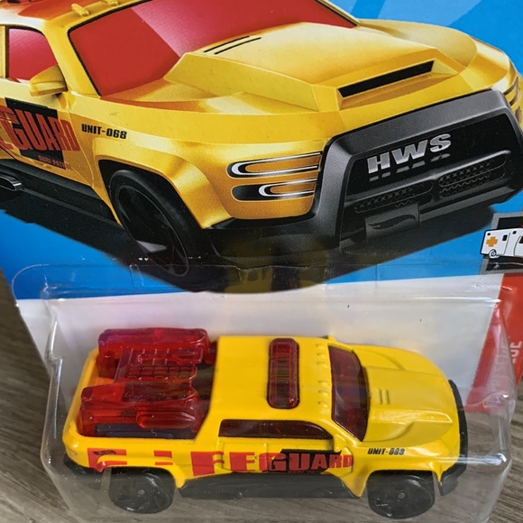 Hot Wheels Surf Duty Pick Up Truck Hotwheels HW Rescue Vehicle Yellow Pickup - Picture 3 of 6